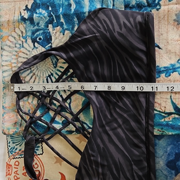 Lululemon Free to Be Bra Wild Thing Camo Deep Coal Size 14 - Picture 6 of 14